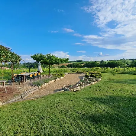 Casa de Férias Maison Les Bardots Savignac-de-Duras